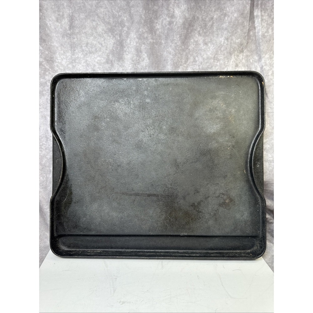 Camp Chef Reversible Griddle Cast Iron Grill Plate  16" x 14" Outdoor Beach VGUC